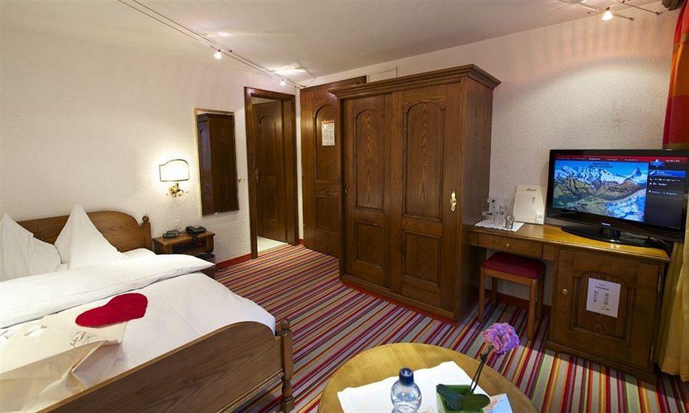 Hotel Daniela Zermatt Bagian luar foto