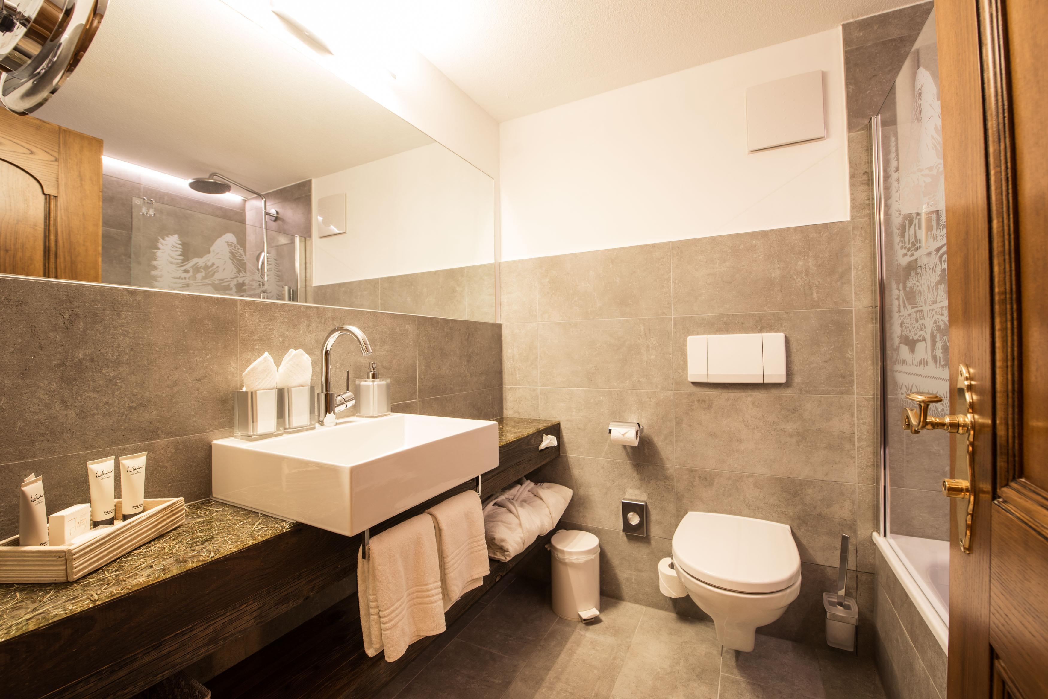 Hotel Daniela Zermatt Bagian luar foto