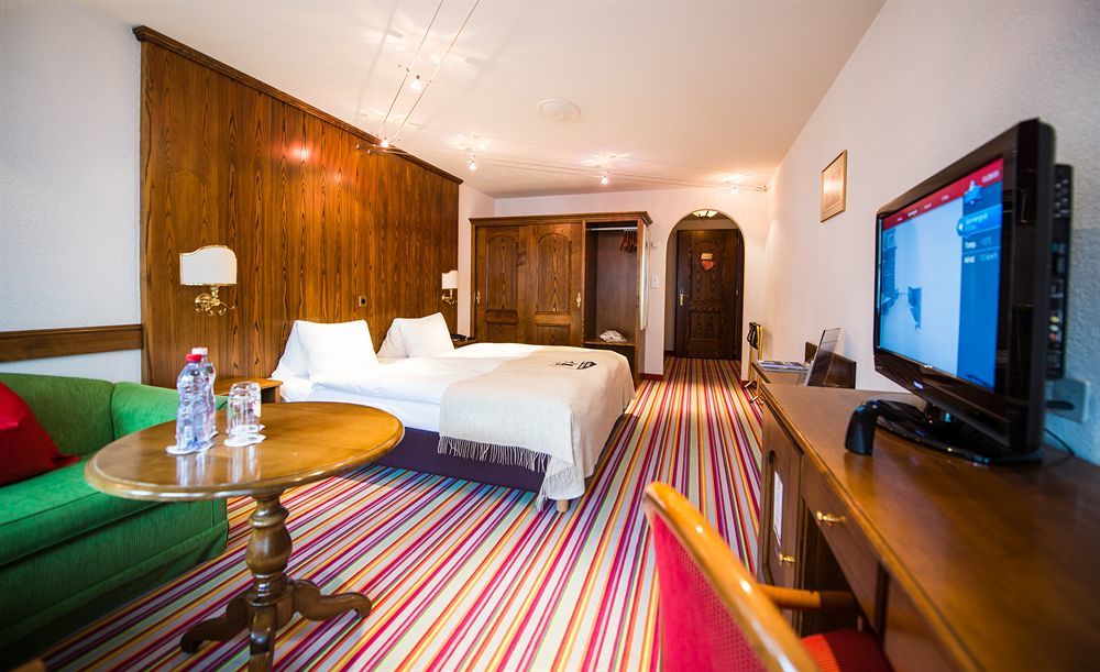 Hotel Daniela Zermatt Bagian luar foto
