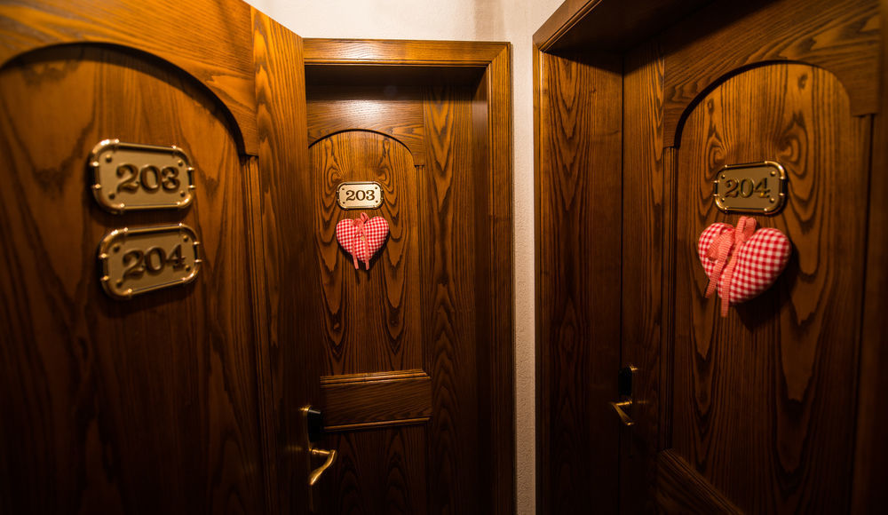 Hotel Daniela Zermatt Bagian luar foto
